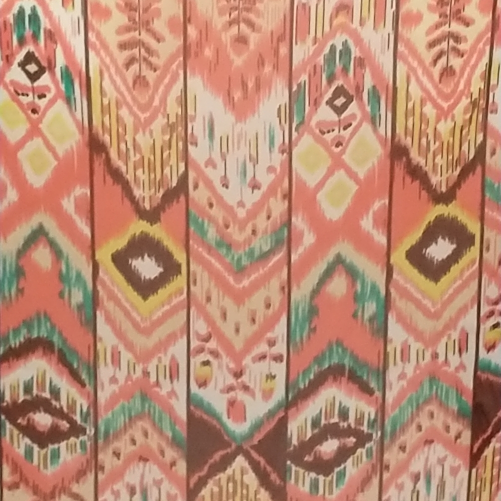 Vanity Tribal Pattern Top - Picture 4 of 7